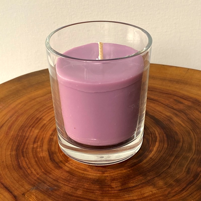 Relaxation Blend pure soy Classic, with glass, burns brightly for a total of 35 hours. Relaxation Blend pure soy Classic, with glass, burns brightly for a total of 35 hours.