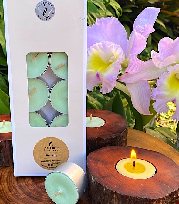 Citronella scented tea-light cups burn brightly for eight hours each. Presented in a 10 pack windowed gift-box.