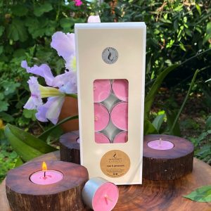 Rose and Geranium scented tea-light cups burn brightly for eight hours each. Presented in a 10 pack windowed gift-box.