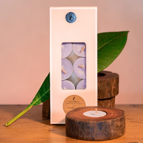 Ten scented tea-light cups burn brightly for 8 hours each and are presented in a windowed gift-box.
