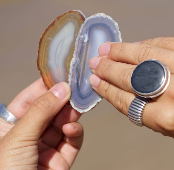 An Agate Crystal slice is embedded into one face of the Pyramid.