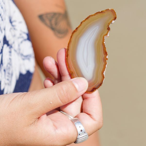 An Agate Crystal slice is embedded into one face of the Pyramid.