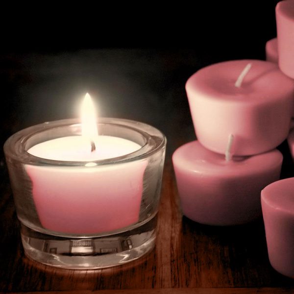 Beautiful as a stand-alone candle, our votives burn brightly with a tall flame. Recommended to illuminate your small and large coloured lanterns.